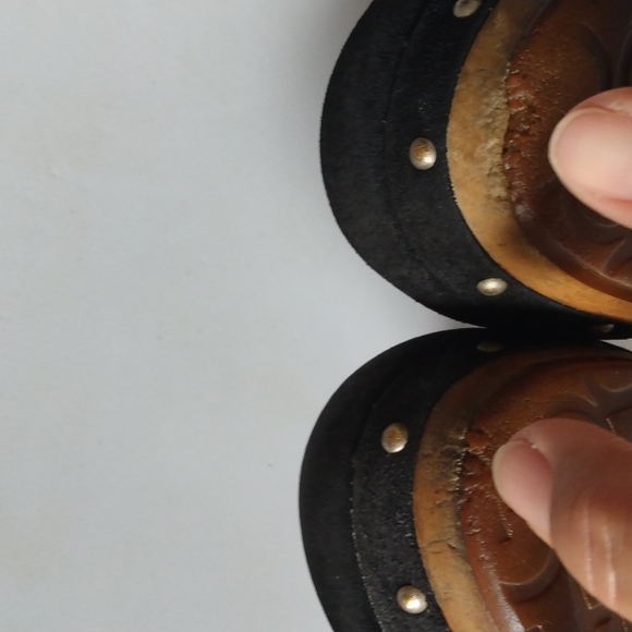 UGG Mules - Picture 7 of 8